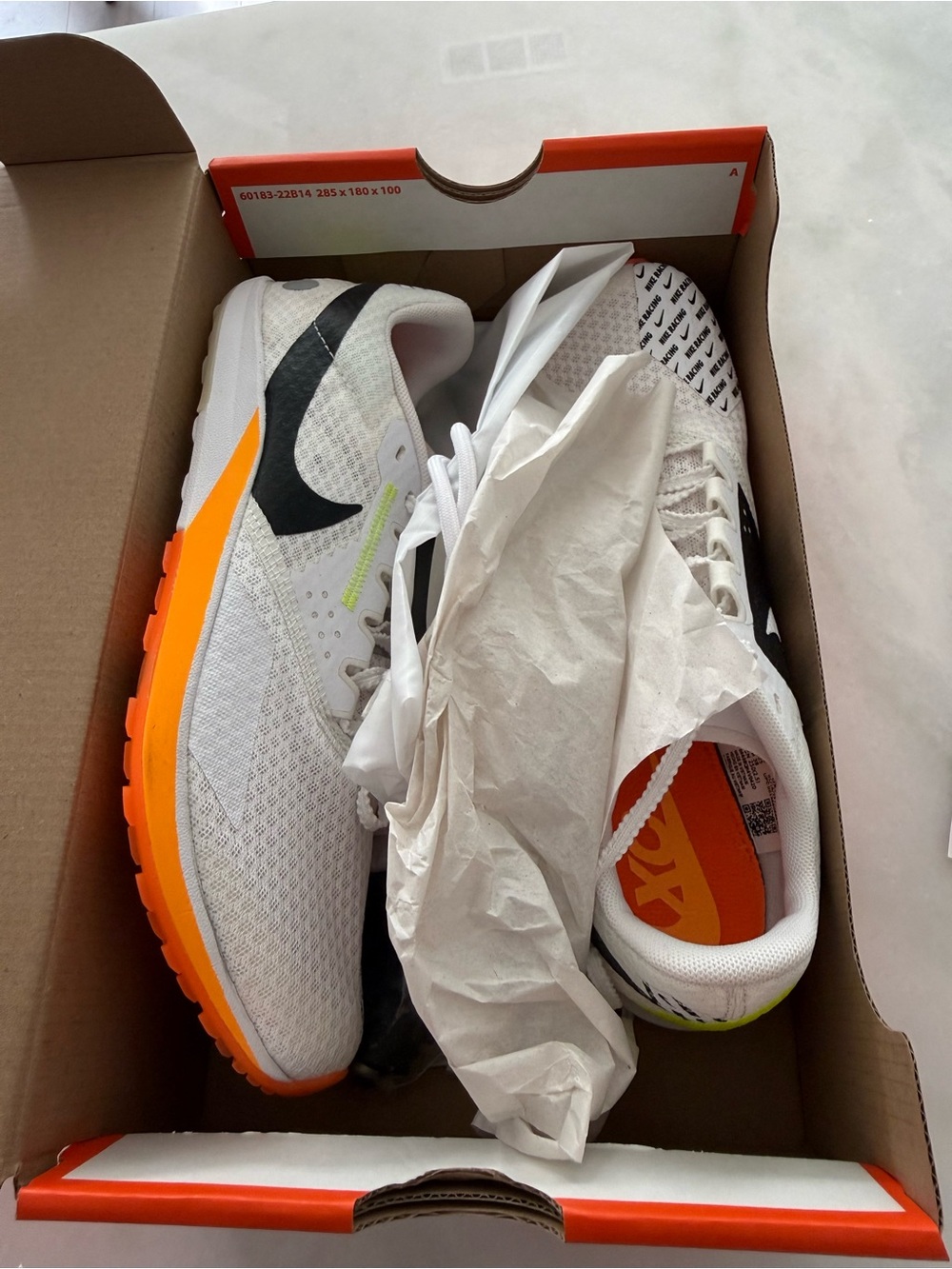 NWT Nike Zoom Rival XC 6 spikes sized men 7, women 8.5